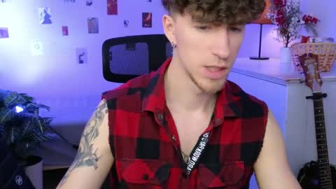 mark_caron online show from April 9, 8:15 pm