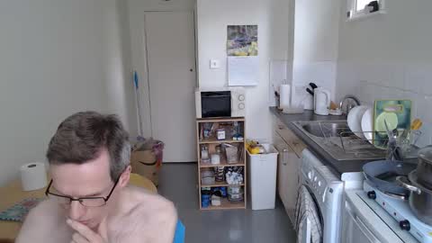 mark_islington online show from March 28, 9:53 am