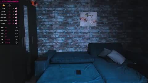 Snapshot of mark_normal chatting on October 25, 5:31 am Mark online show from October 25, 5:31 am