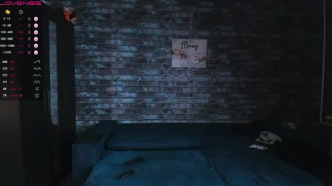 Mark online show from April 18, 3:08 am