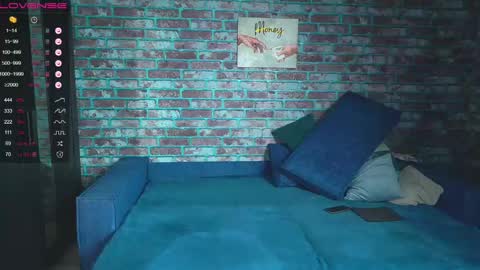 Snapshot of mark_normal chatting on March 7, 2:36 am Mark online show from March 7, 2:36 am