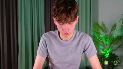 Mark online show from April 25, 1:41 pm