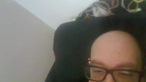 Snapshot of markkellyhamilton99 chatting on February 15, 1:38 pm mark online show from February 15, 1:38 pm