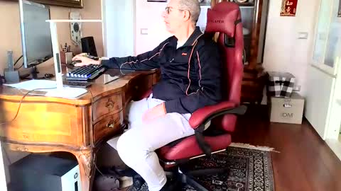 markmarkmark00 online show from March 7, 9:40 am