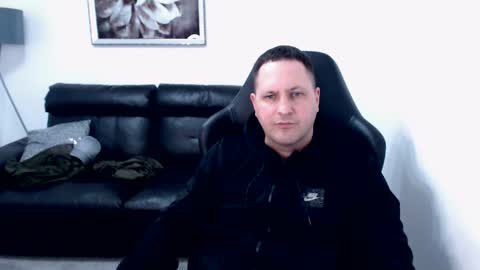 Snapshot of marko66999 chatting on October 19, 12:30 pm Master online show from October 19, 12:30 pm