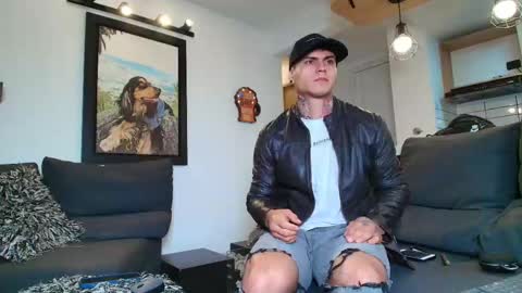 Snapshot of marko_toro__ chatting on September 11, 12:09 am Sebastian online show from September 11, 12:09 am