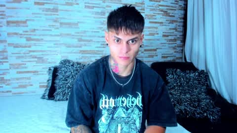 Snapshot of marko_toro__ chatting on January 8, 4:34 am Sebastian online show from January 8, 4:34 am