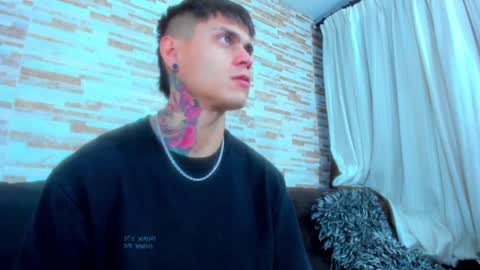 Snapshot of marko_toro__ chatting on February 5, 7:29 am Sebastian online show from February 5, 7:29 am