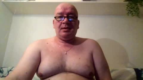 Snapshot of markolub chatting on March 2, 10:34 pm Marko online show from March 2, 10:34 pm