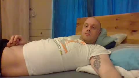 markus_7 online show from April 22, 5:18 pm