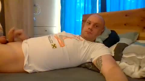 markus_7 online show from June 26, 9:12 am