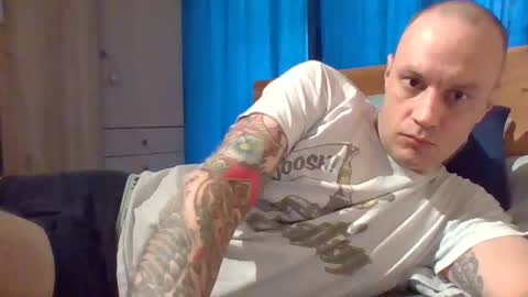 Snapshot of markus_7 chatting on February 26, 12:47 pm markus_7 online show from February 26, 12:47 pm