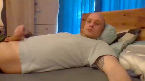 markus_7 online show from April 8, 1:53 pm