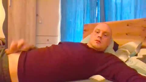 Snapshot of markus_7 chatting on October 25, 12:18 pm markus_7 online show from October 25, 12:18 pm