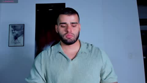 Snapshot of markus_tyler chatting on September 9, 2:22 am markus_tyler online show from September 9, 2:22 am