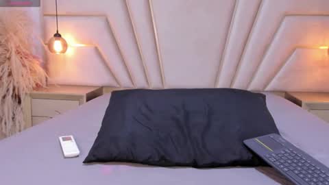 maroxcute online show from December 16, 1:51 pm