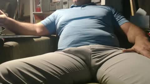 Snapshot of marrieddad19751975 chatting on February 26, 3:21 am only fans marrieddad19751975 online show from February 26, 3:21 am
