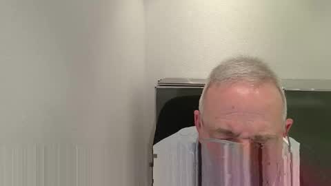 martin_1947 online show from March 21, 9:30 pm