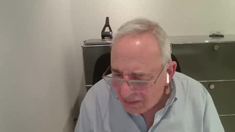 martin_1947 online show from April 1, 11:02 pm