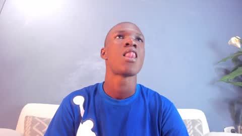 Snapshot of martin_killer chatting on December 30, 7:11 pm Martin online show from December 30, 7:11 pm