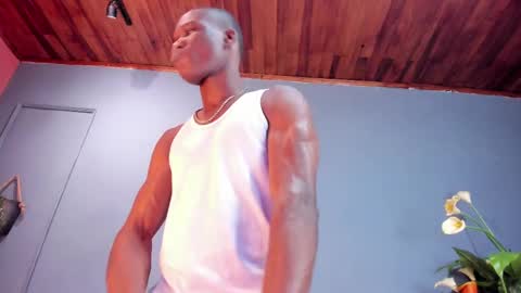 Snapshot of martin_killer chatting on February 15, 1:22 am Martin online show from February 15, 1:22 am