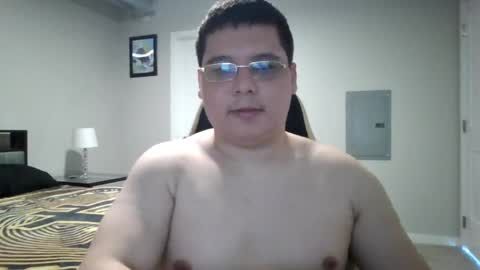 martin_militaryboy online show from May 9, 10:22 pm