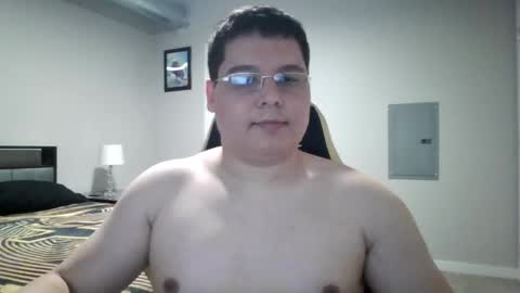 martin_militaryboy online show from May 11, 6:05 pm