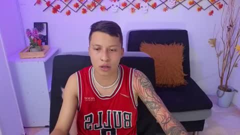 Martin  online show from November 5, 12:01 am