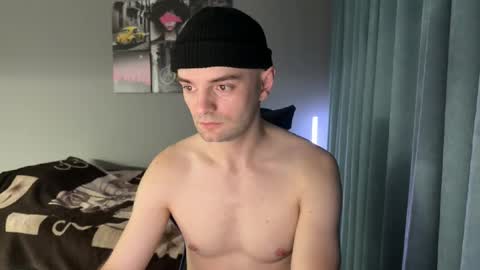 martinboy01 online show from October 24, 5:03 pm