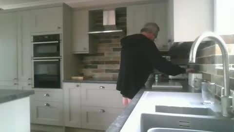 martinrgbxxxx online show from June 16, 7:43 am