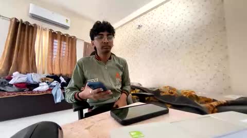 maskboyz2003 online show from November 16, 4:47 am