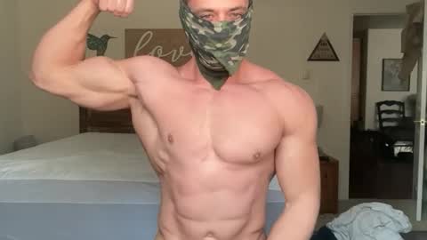 masked_muscled online show from February 2, 6:05 pm