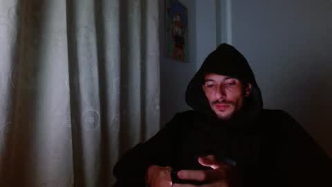 maskguy23 online show from September 18, 5:31 am