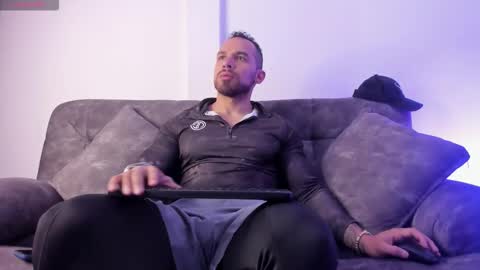 Snapshot of mason_fit chatting on September 9, 6:29 pm Mason Andre online show from September 9, 6:29 pm
