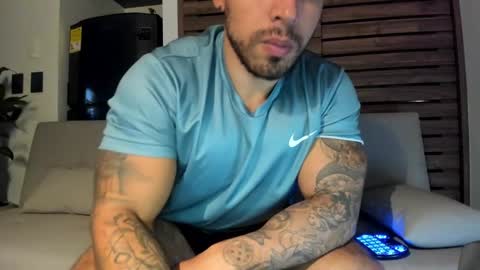 Snapshot of mason_fit chatting on February 19, 5:16 am Mason Andre online show from February 19, 5:16 am