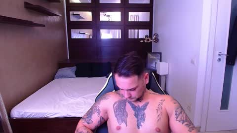 Snapshot of masondune chatting on October 22, 5:11 am MasonDune online show from October 22, 5:11 am