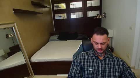 Snapshot of masondune chatting on October 28, 6:05 am MasonDune online show from October 28, 6:05 am