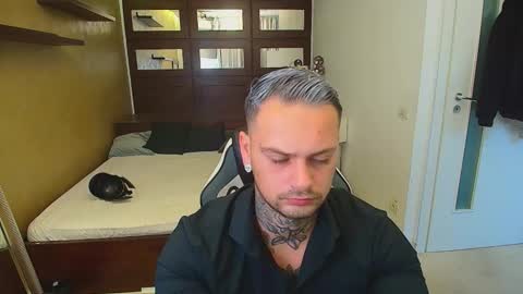 Snapshot of masondune chatting on October 30, 5:31 am MasonDune online show from October 30, 5:31 am