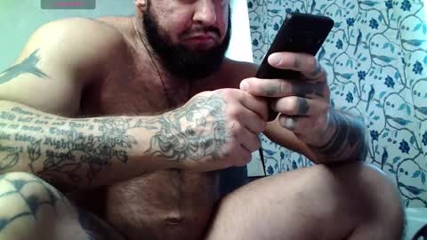 Snapshot of masseurxxl chatting on March 10, 11:34 am Derek online show from March 10, 11:34 am