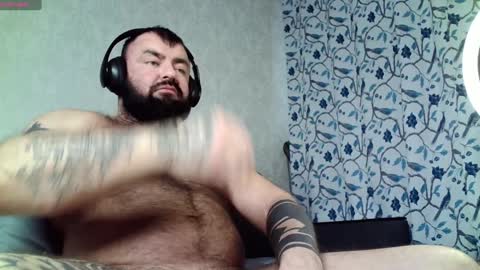 Snapshot of masseurxxl chatting on December 27, 10:01 am Derek online show from December 27, 10:01 am