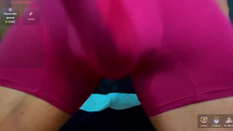 Snapshot of massimo_cruz chatting on October 9, 12:48 am massimo_cruz online show from October 9, 12:48 am