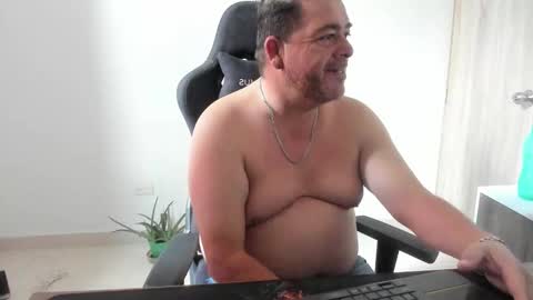 Snapshot of massimo_danger chatting on October 21, 8:12 pm massimo_danger online show from October 21, 8:12 pm