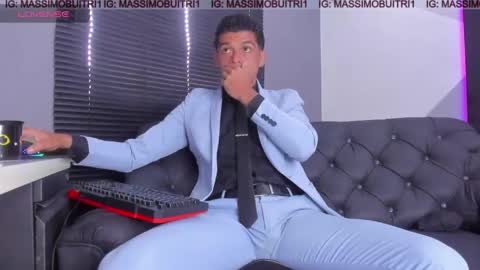 I am Massimo online show from April 27, 1:51 pm