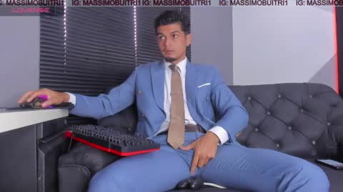 I am Massimo online show from June 8, 12:17 pm