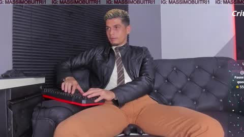 I am Massimo online show from February 7, 2:30 am