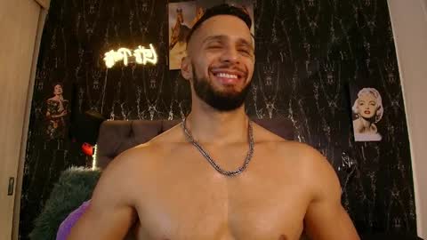 massimo_greco2 online show from April 7, 10:21 pm