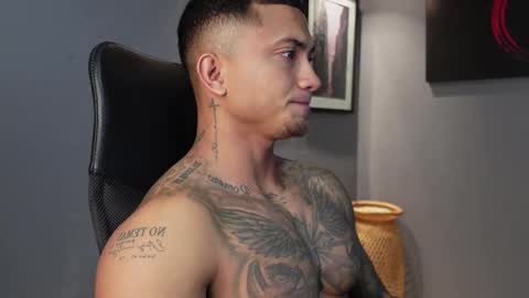 Massimo online show from December 18, 2:29 am