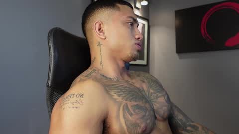 Massimo online show from December 16, 10:06 pm