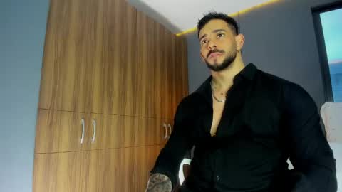 massimo online show from April 19, 8:11 pm