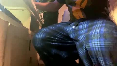 massivestar online show from February 11, 6:30 am